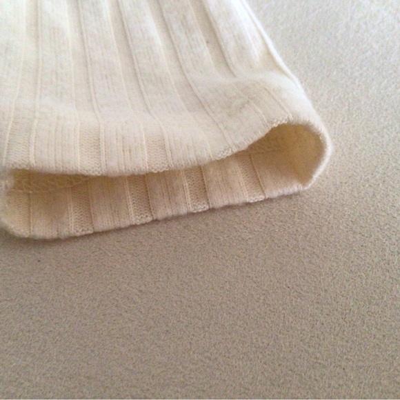 Very soft knitted turtleneck for teenage girl - Picture 3 of 6